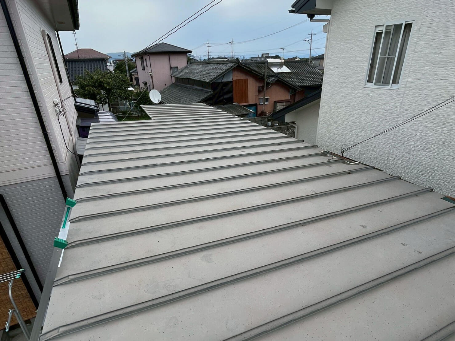 屋根葺き替え工事